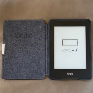 Kindle Paperwhite with Case. Excellent condition!